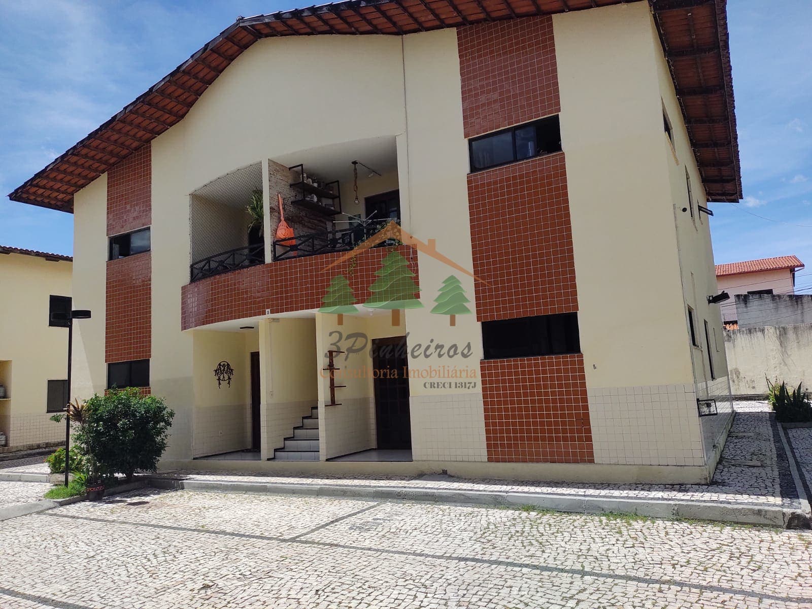 Apartamento Térreo na Sapiranga: 3 Quartos (2 Suítes), 2 Vagas e Lazer na Rua Olegário Memória