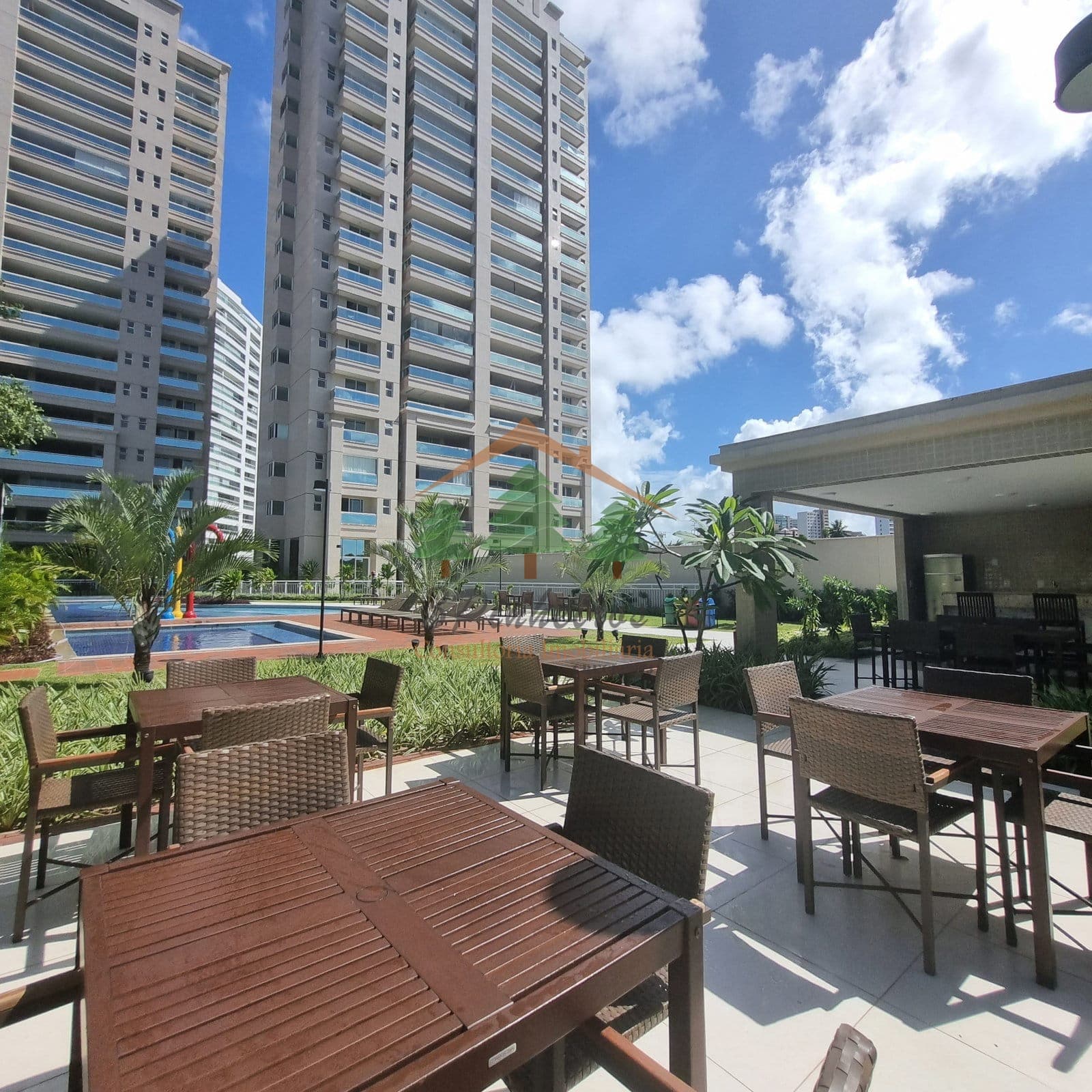 Apartamento à venda no Engenheiro Luciano Cavalcante em Fortaleza – área de lazer