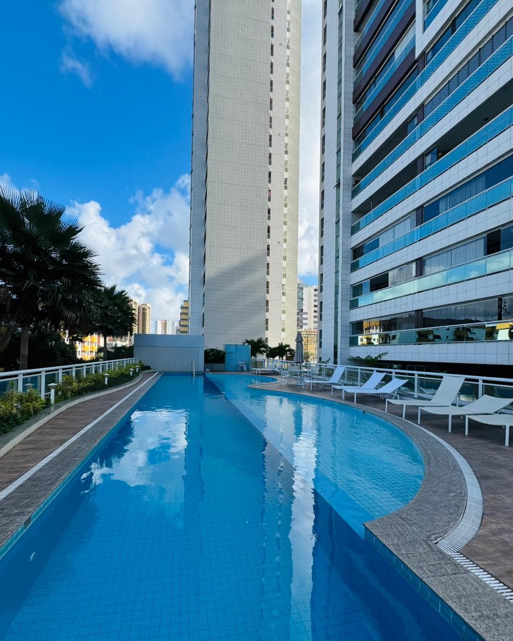 Apartamento 3 Suítes Porteira Fechada Av. Dom Luís, Fortaleza