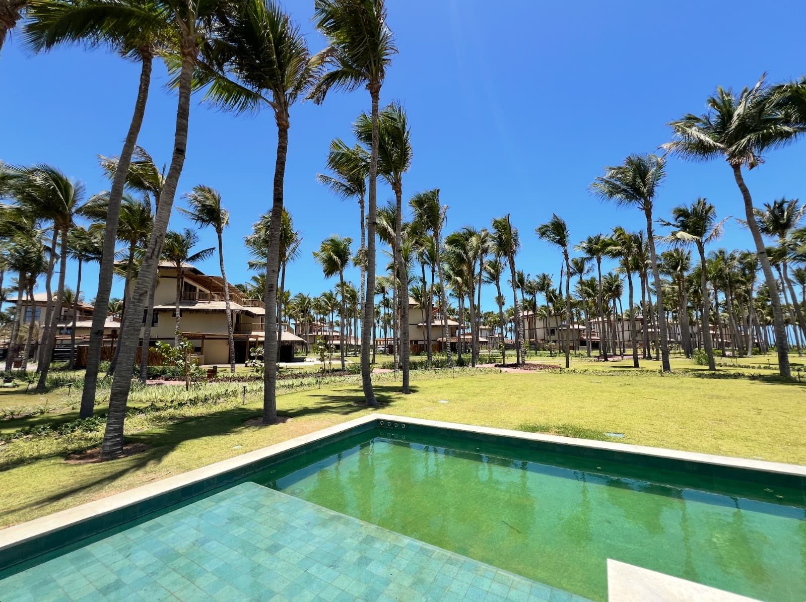 Casa de Luxo 6 Quartos em Fortim-Ceará: Exclusividade à Beira-Mar