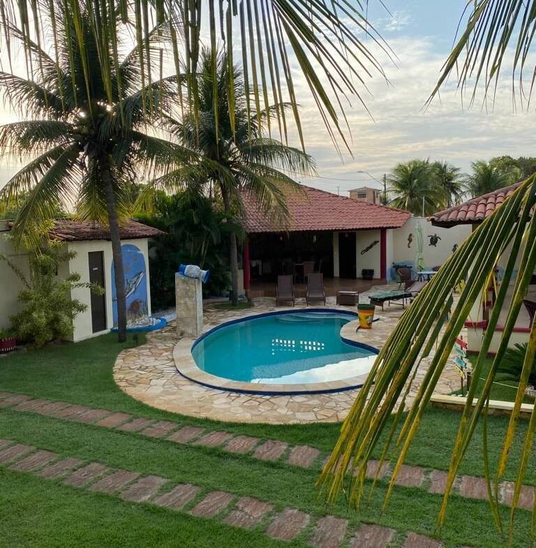 Casa à venda com 7 quartos, 400m² - Foto 2