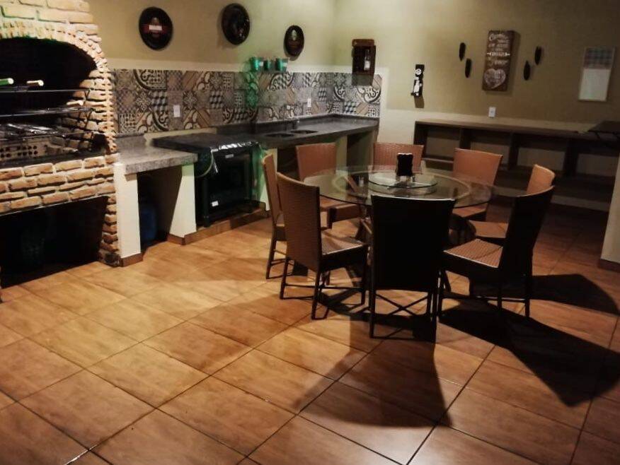 Casa à venda com 7 quartos, 400m² - Foto 11