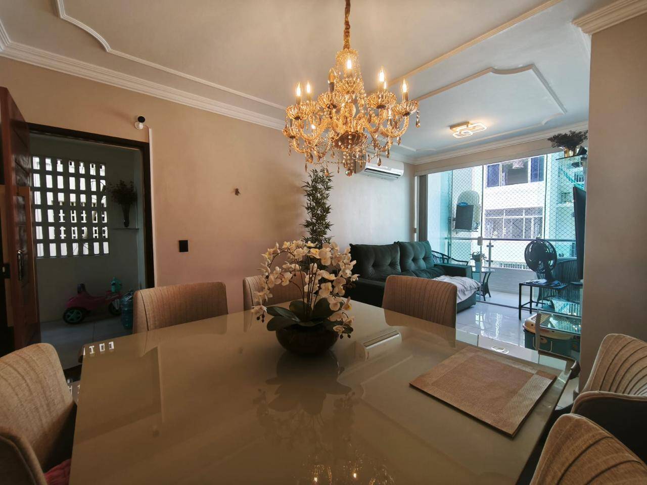 Apartamento à venda com 3 quartos, 87m² - Foto 2