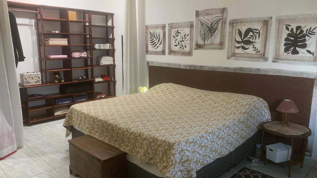 Casa à venda com 3 quartos, 200m² - Foto 10
