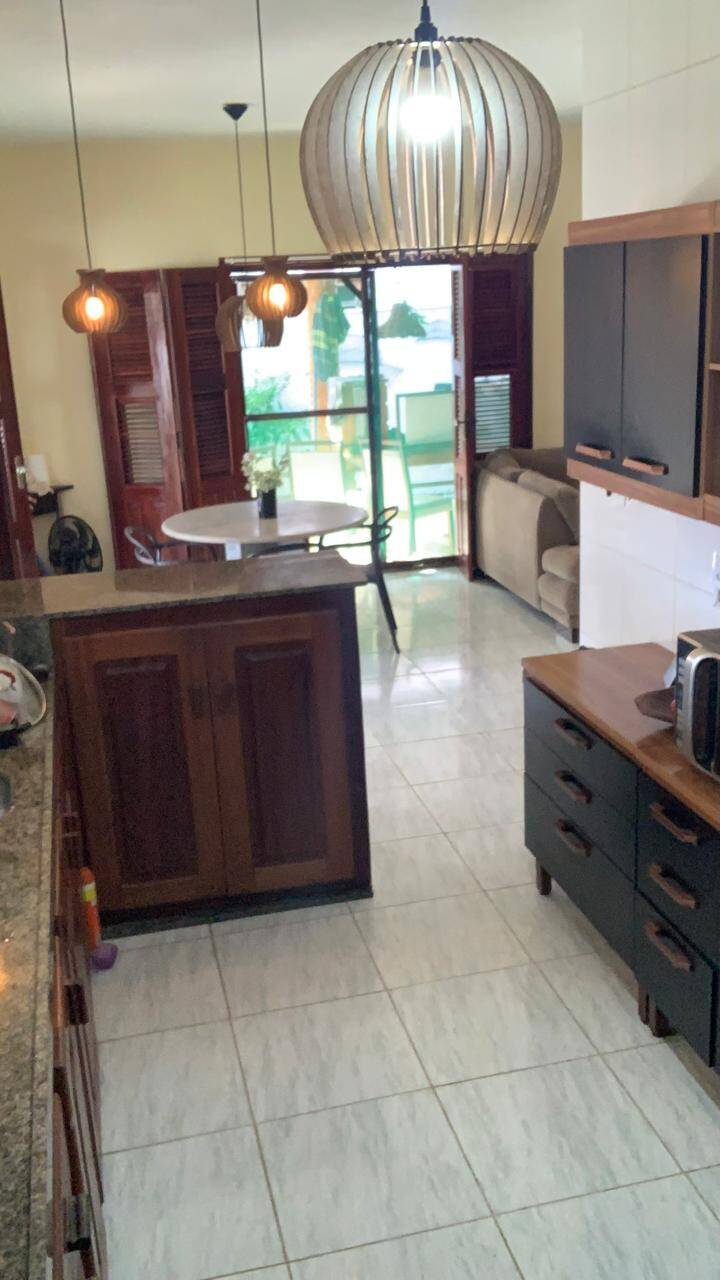 Casa à venda com 3 quartos, 200m² - Foto 5