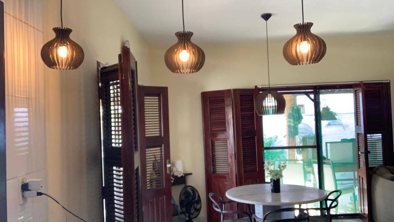 Casa à venda com 3 quartos, 200m² - Foto 17