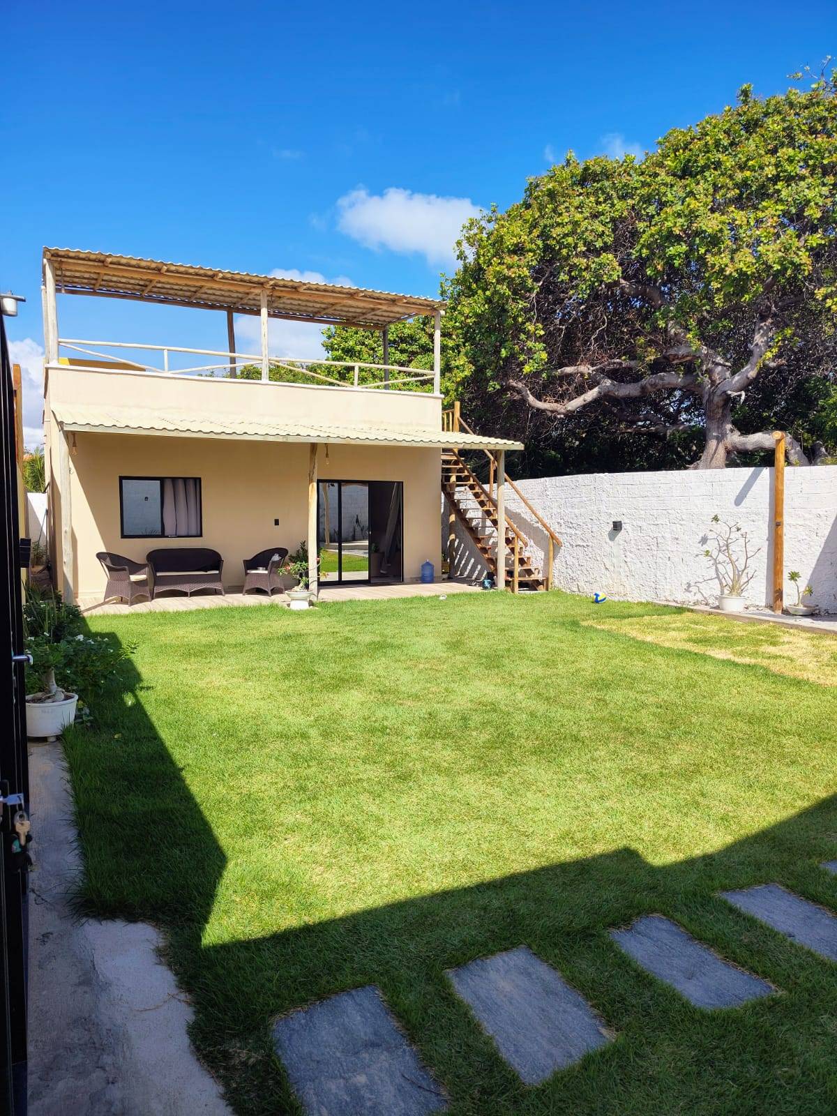 Casa, 2 quartos, 170 m² - Foto 1