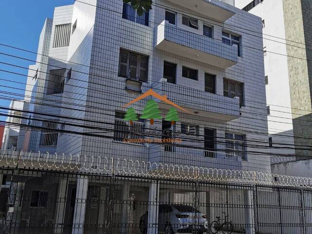 #651 - Apartamento para Venda em Fortaleza - CE